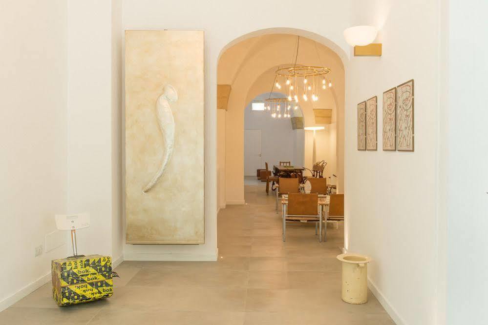 Le Bifore Charming House Lecce Exterior photo